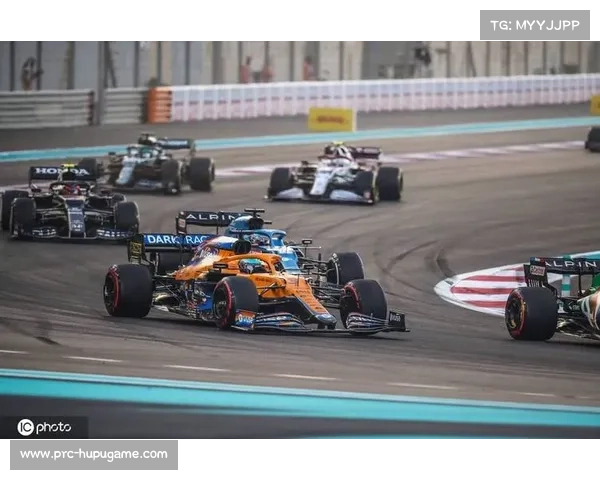 维斯塔潘阿布扎比八冠难救主,诺里斯稳健表现锁定总冠军 维斯塔潘阿布扎比八冠难救主,诺里斯稳健表现锁定总冠军