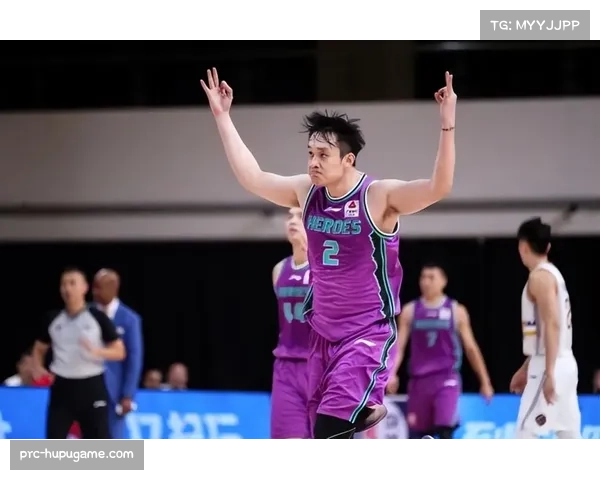 【2026年4月CBA联赛·赛中·消息速报：广东对上海系列赛G2，周琦次节领到个人第三次犯规被迫下场休息